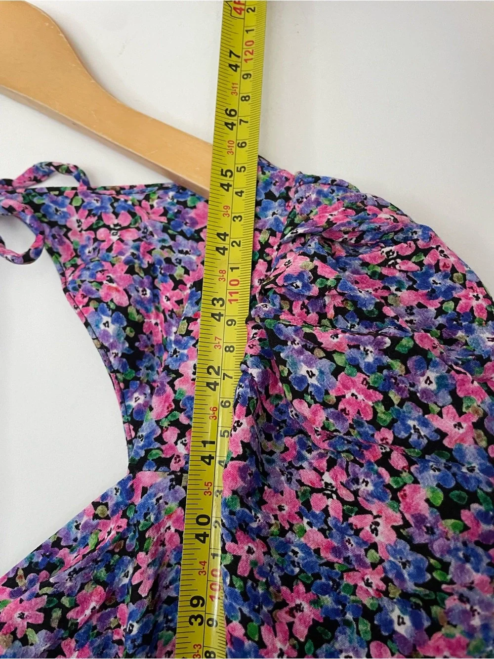 Zara Floral Ruched Midi Dress Size Medium Puff Sleeve Open Back - Picture 6 of 10